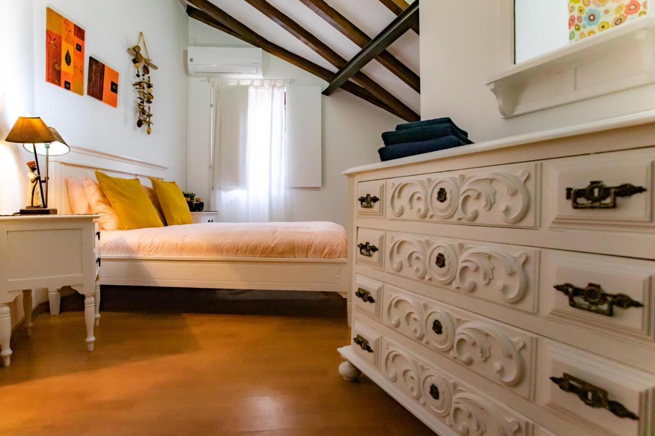 Red House- Historic Center Villa Porto Ngoại thất bức ảnh