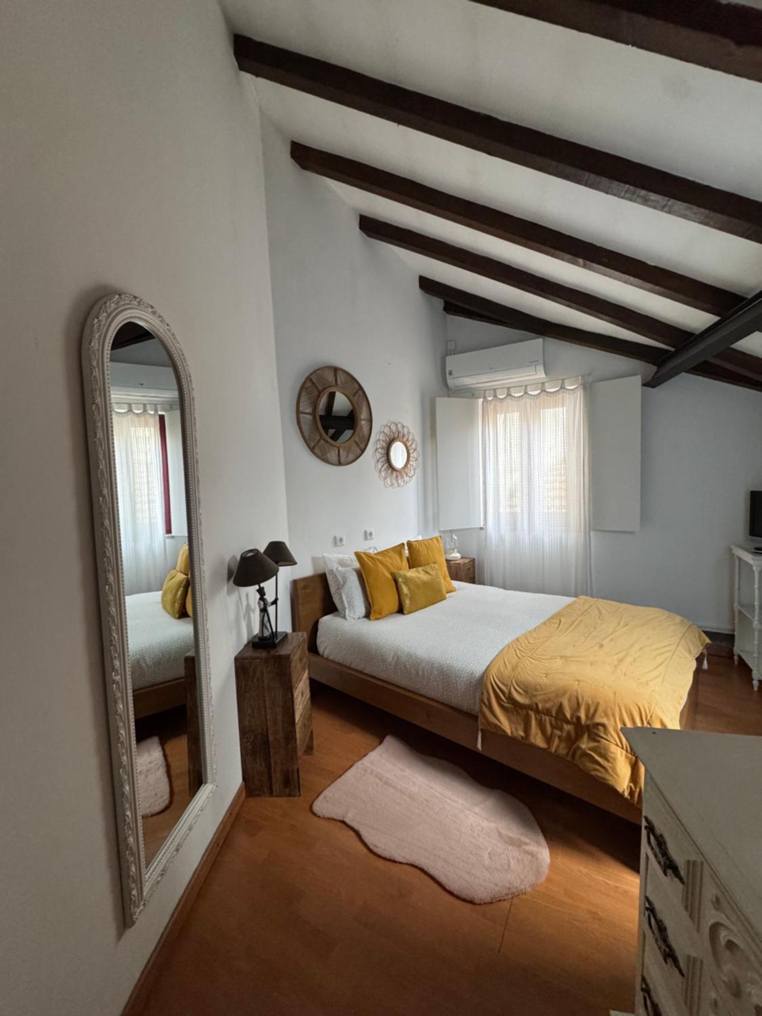 Red House- Historic Center Villa Porto Ngoại thất bức ảnh